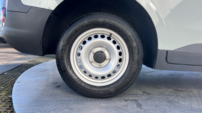 Ford Transit Courier Petrol 1.0 EcoBoost Leader Van